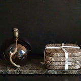 Shop the look - Olielamp,onderzetters, dienblad en olie Bruin