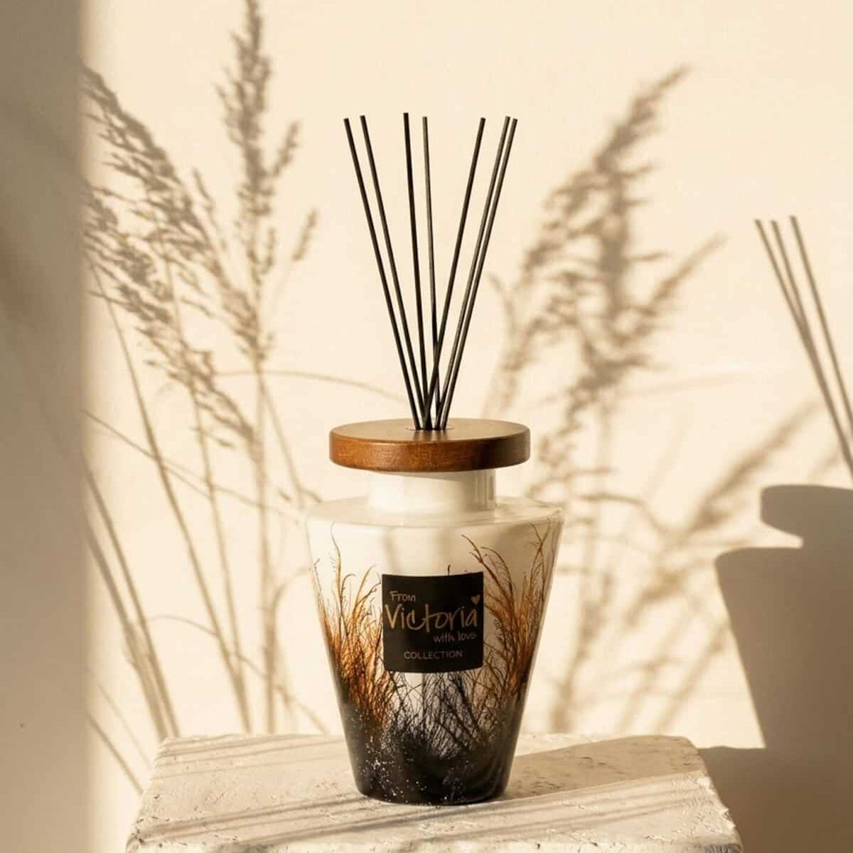Victoria With Love diffuser Plumeau Brown