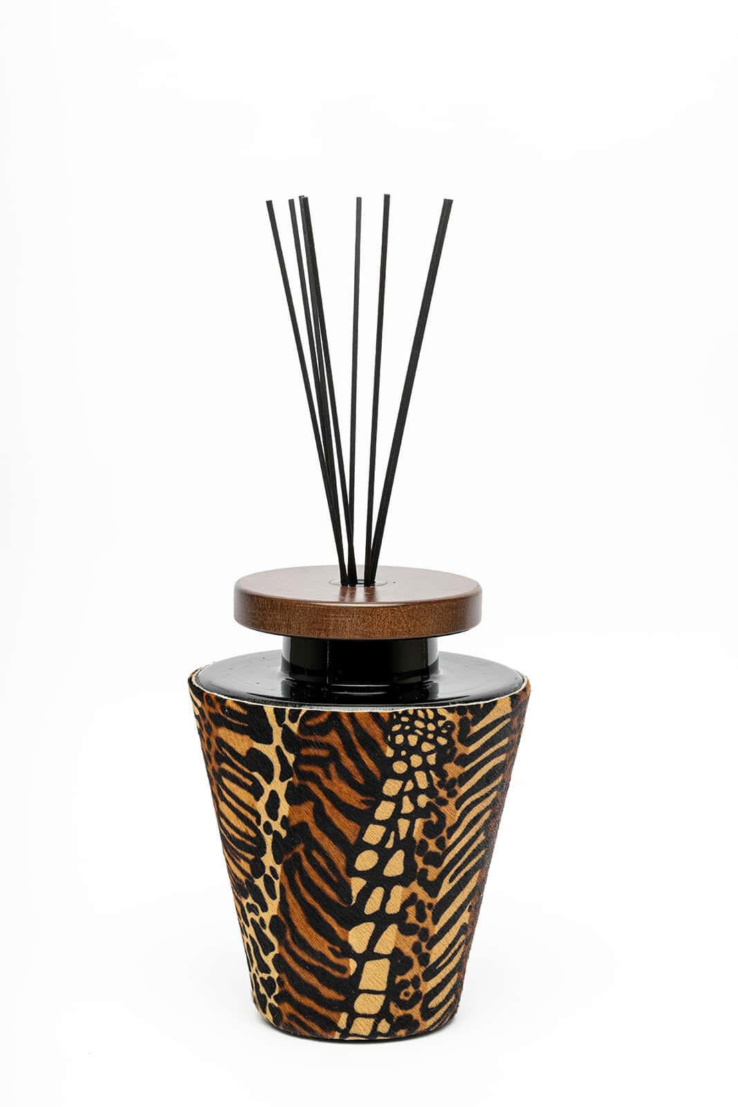 Victoria With Love diffuser Hairy Safari