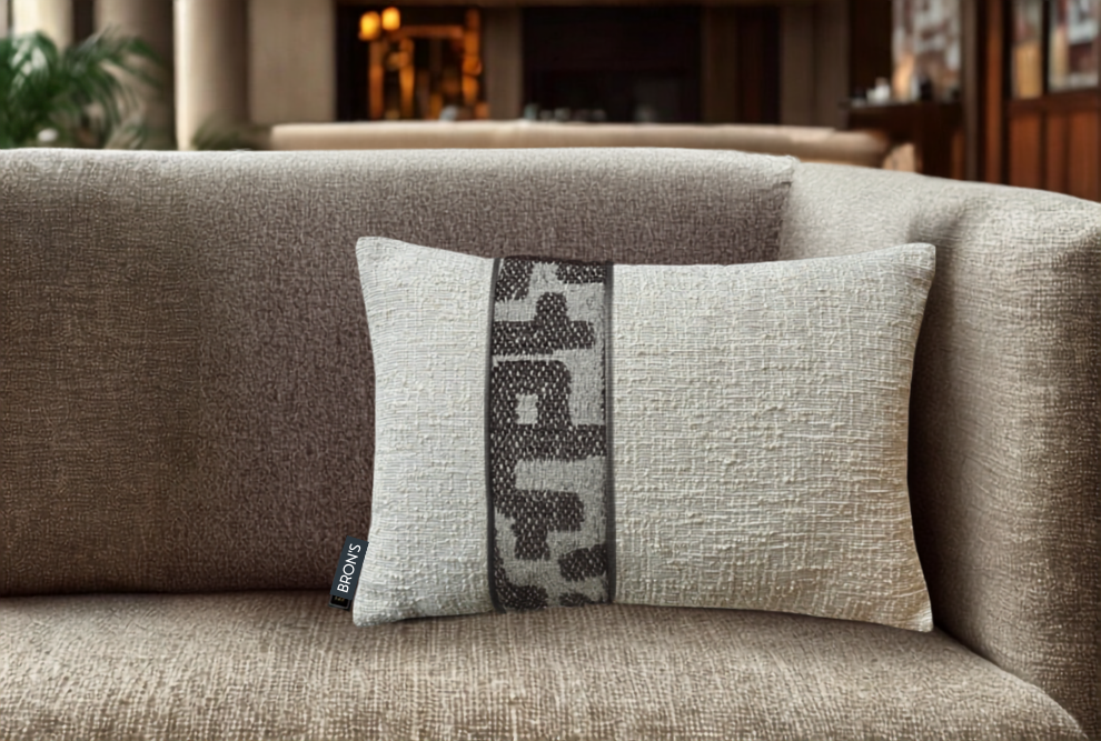 Decorative cushions | BRONS Rosa stripe